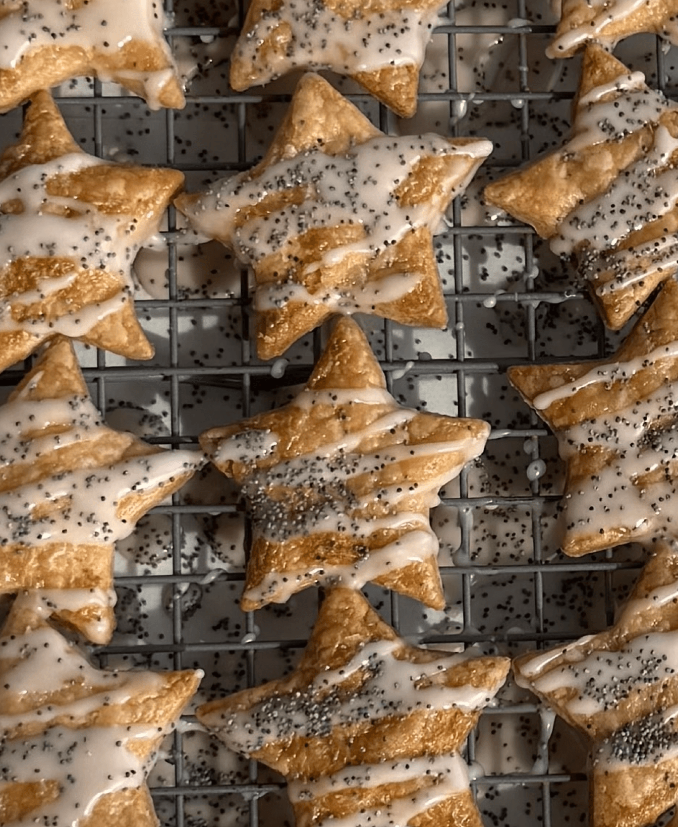 Lemon Poppyseed Pie Crust Cookies hero image