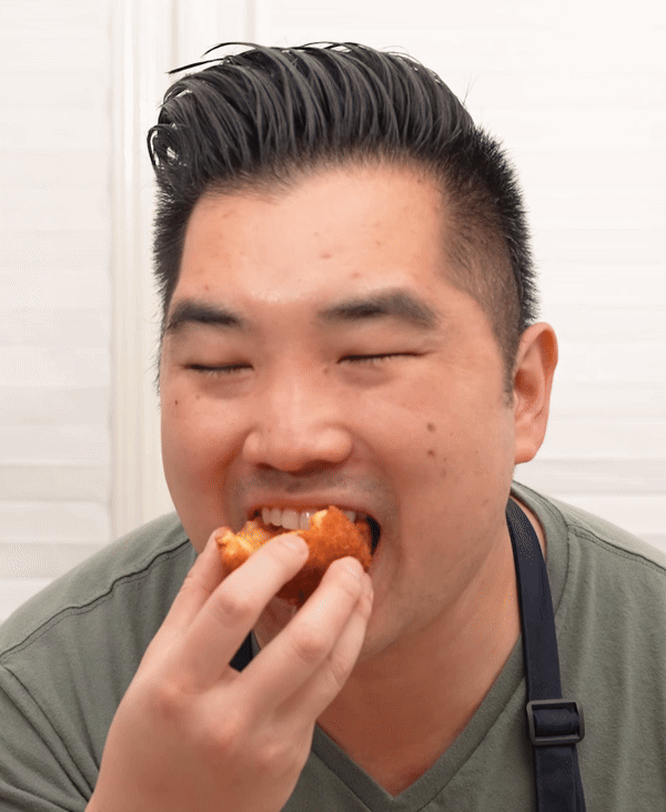 Kimchi Mac n Cheese Balls