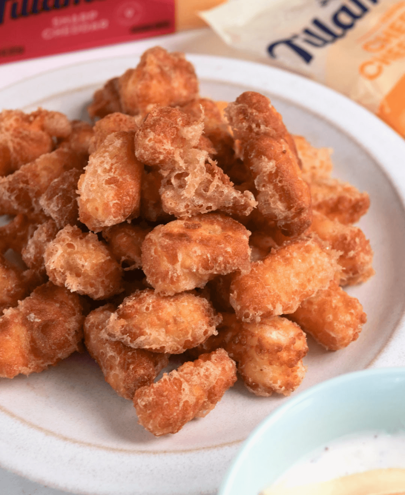 Fried Cheddar Cheese Curds