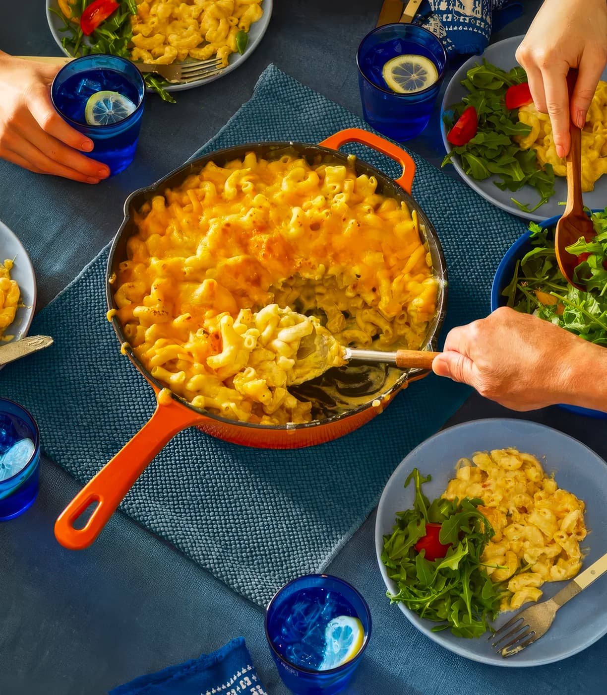 Macaroni and Cheese in cast iron skillet